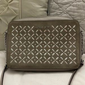 Michael kors crossbody